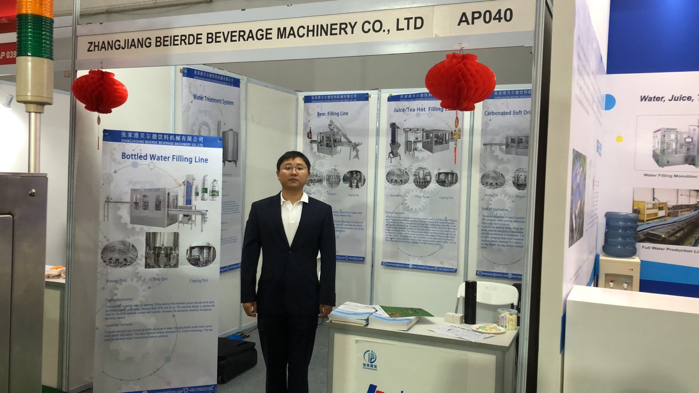 Glass Bottle Filling And Capping Machine 4000BPH 8000BPH 12000BPH