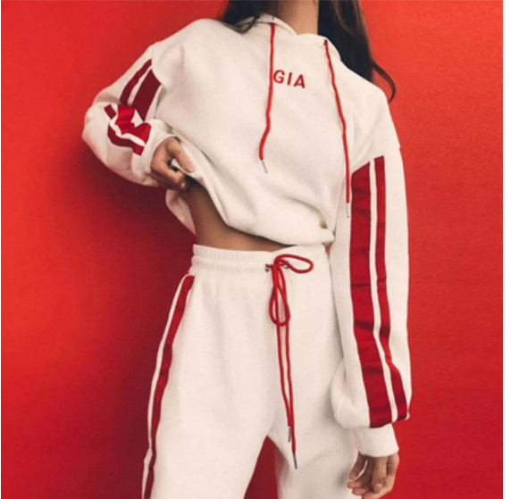 Long Sleeve Unlined Hoodie Athletic Sports Cropped Workout Hoodie For Women