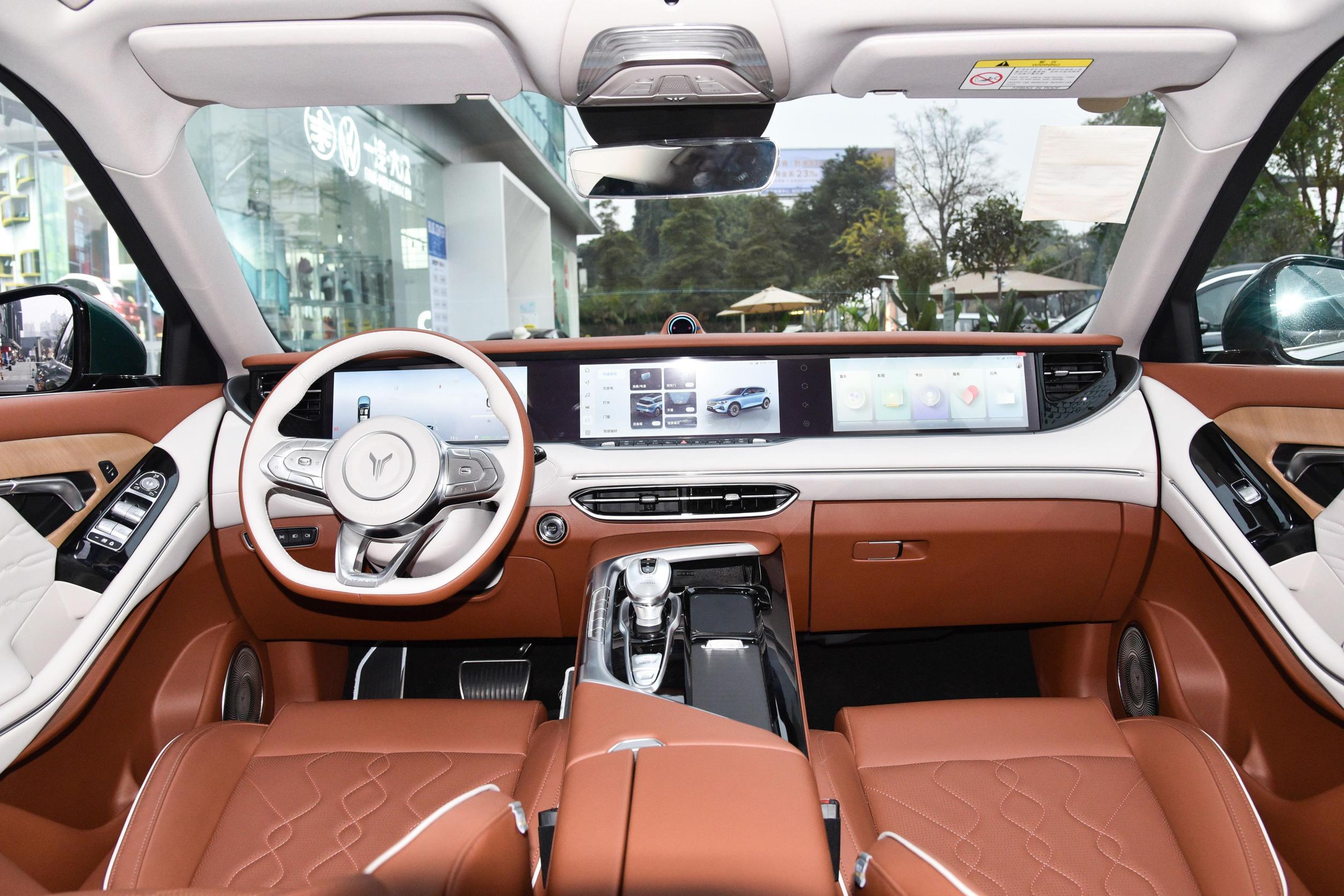 Pure Electric Black VOYAH FREE EV Suv with Ultra-long Endurance and Luxury Design 2023