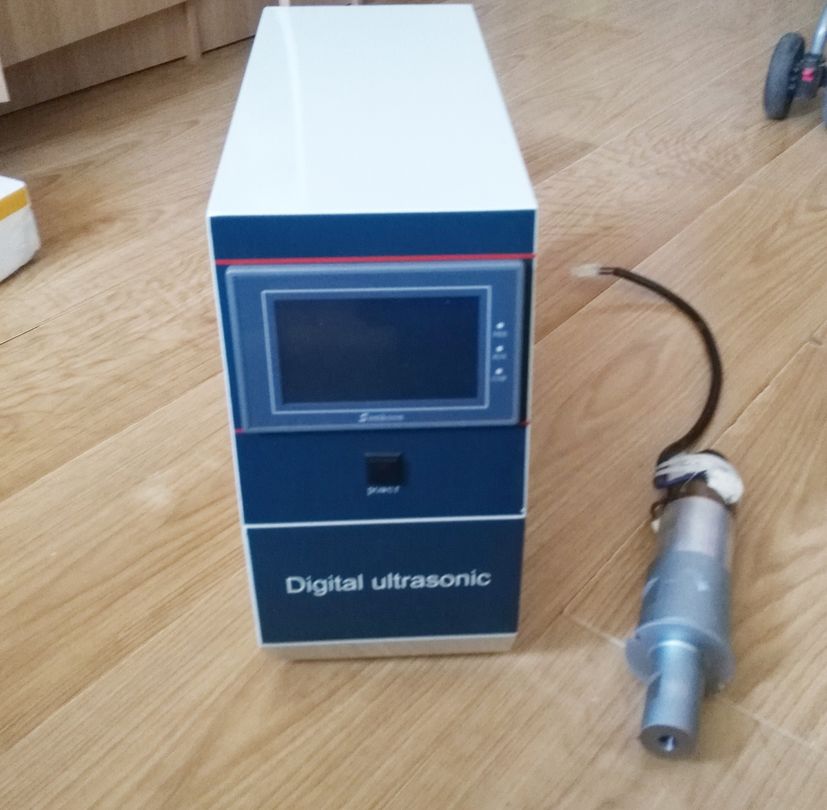 Ultrasonic Welding power generator / Power supply for welding transducer