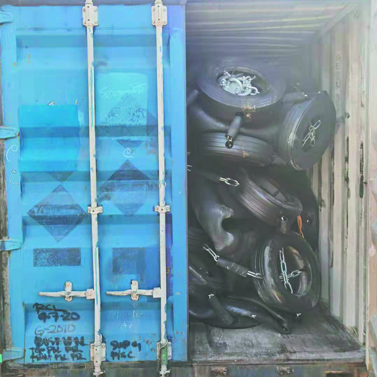2.5*3.5m Ccs Bv Sgs Iso Authenticated Marine Rubber Fender For Dock And Ship