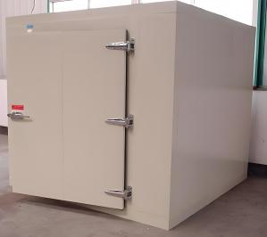 Quality Polyurethane Foam Mobile Cold Room Cold Storage On Wheels For Perishable Goods wholesale