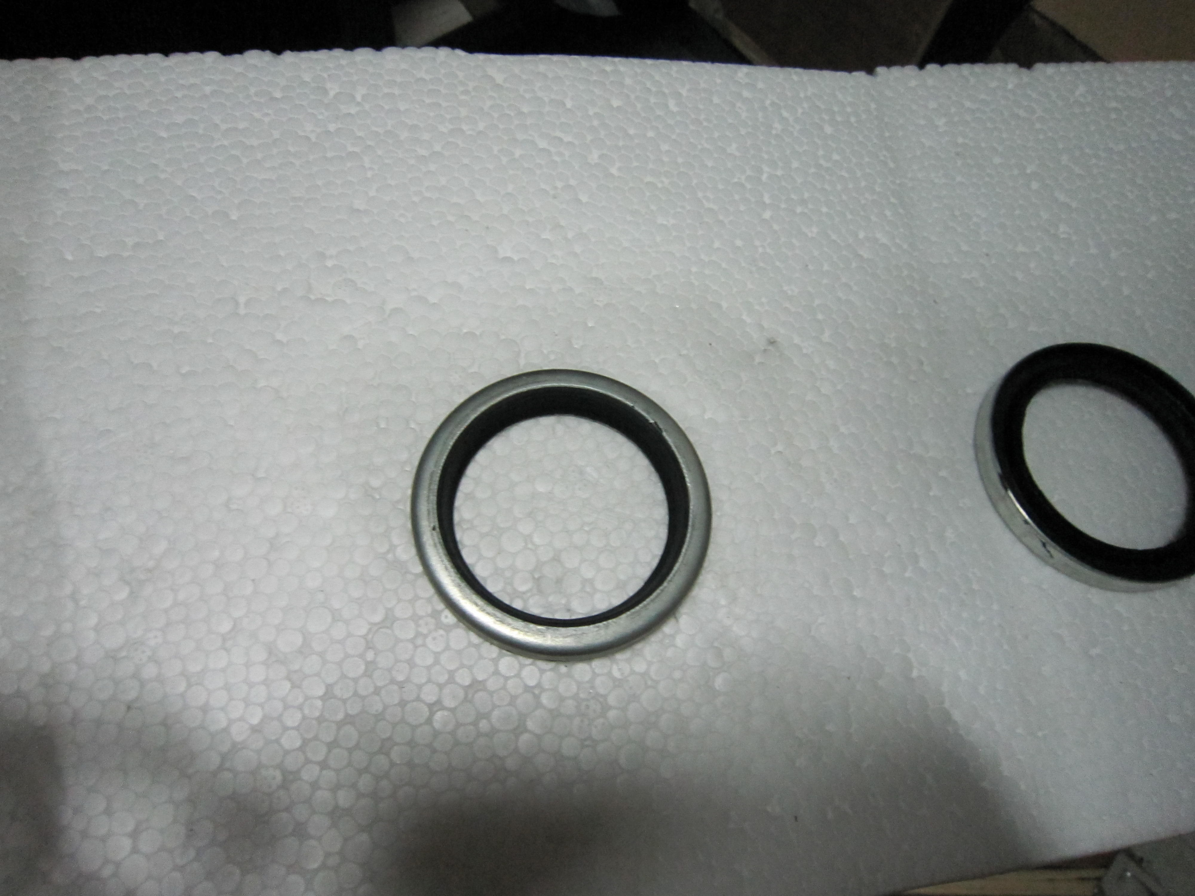 34C0034 Black Oil Seal Ring Backhoe Loader Parts ZL20C.11.3