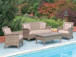 Quality 4pcs PE cane pool furntiure wholesale