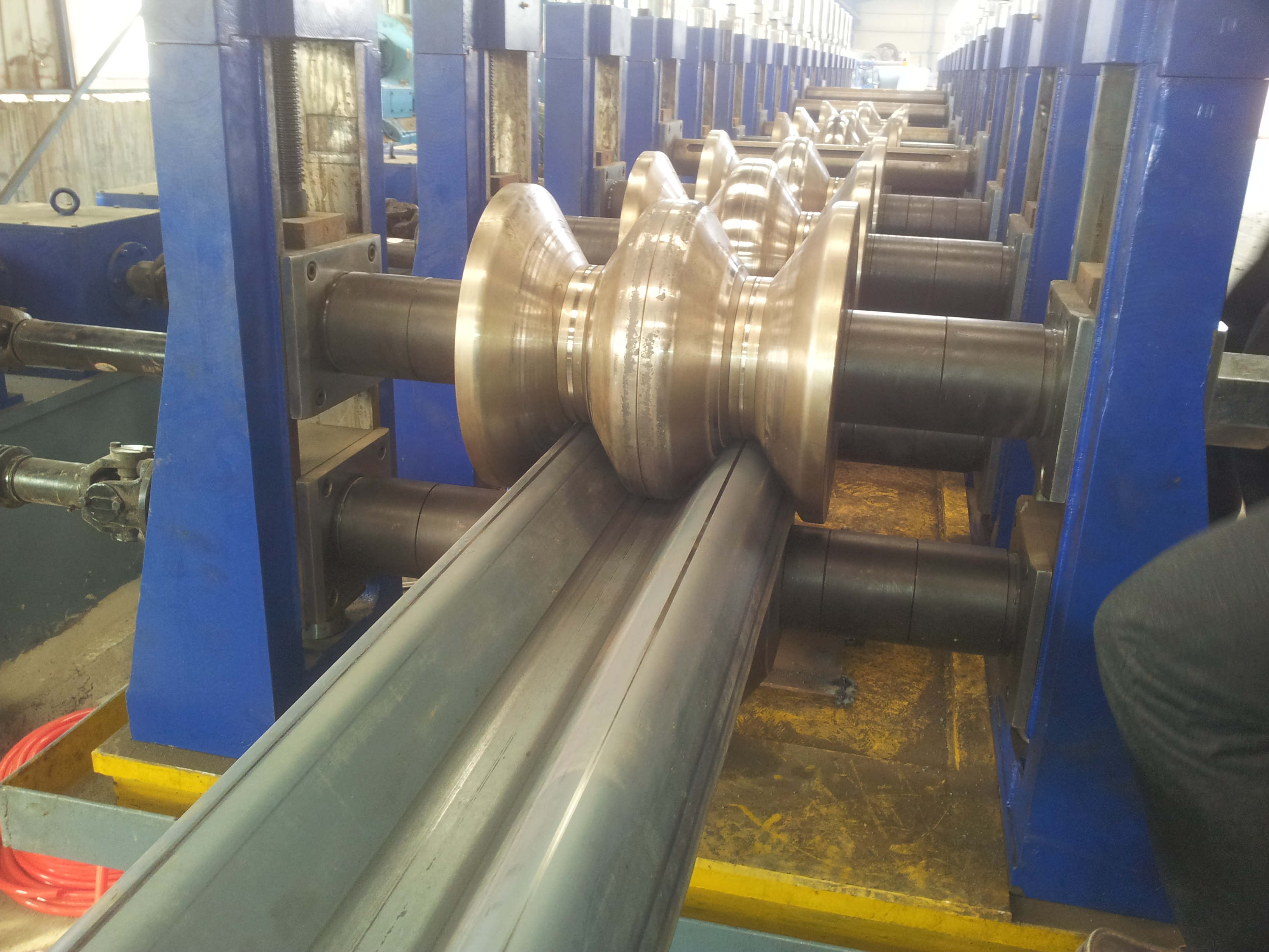 Hot Dipped Galvanized Guardrail End Wings Fishtail Terminal End for Wave Shape Design