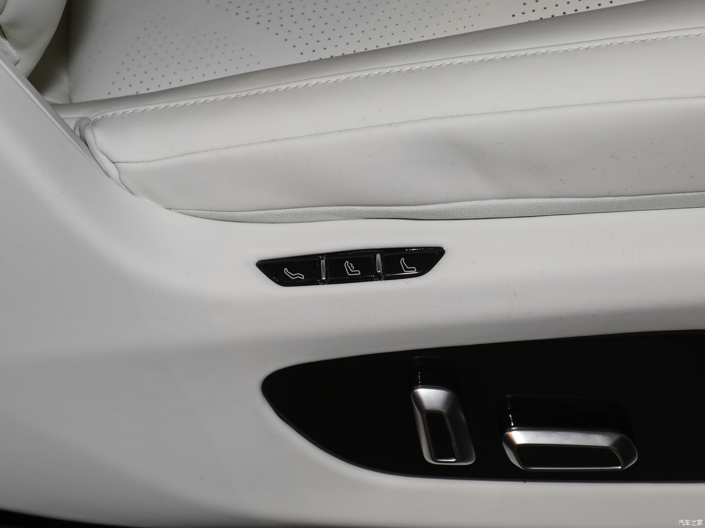 Pure Electric Car Dongfeng Yipai E008 Electric SUV Auto AWD Max Version R21 Tire Size 7seats