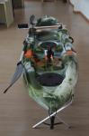 Sit On Top Electric Powered Kayak Stable Customized Color With One Paddle