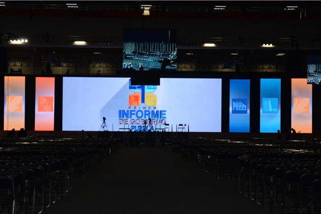 IP65 Waterproof SMD2727 Rental LED Screen Display 6000nits Dust Resistance