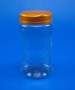Quality Clear Plastic Airtight Storage Jars With Screw Cover Food Grade PET Material wholesale