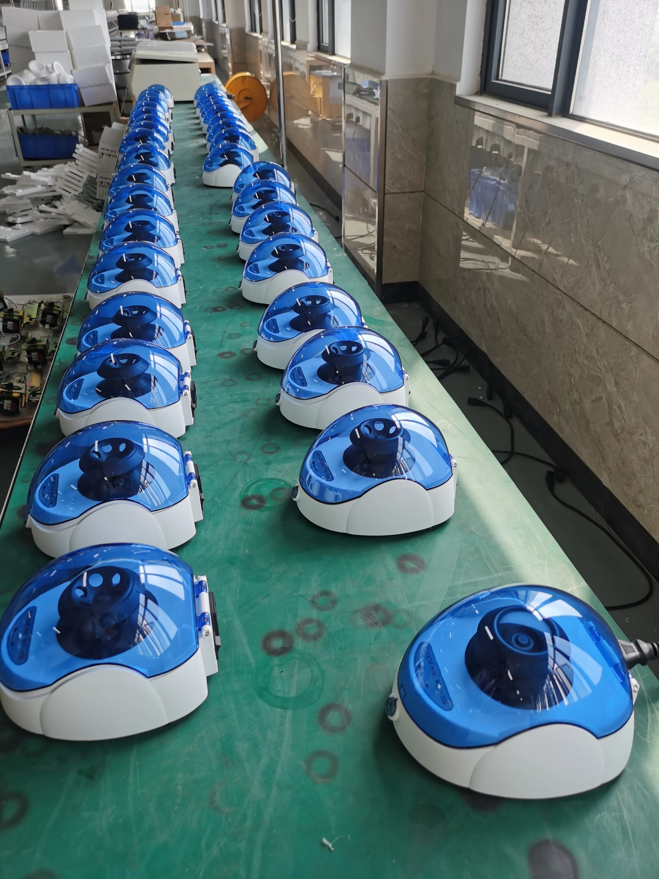 Cence Portable Micro Centrifuge with Low Speed 4000r/min or High Speed 10000r/min Medical Centrifuge