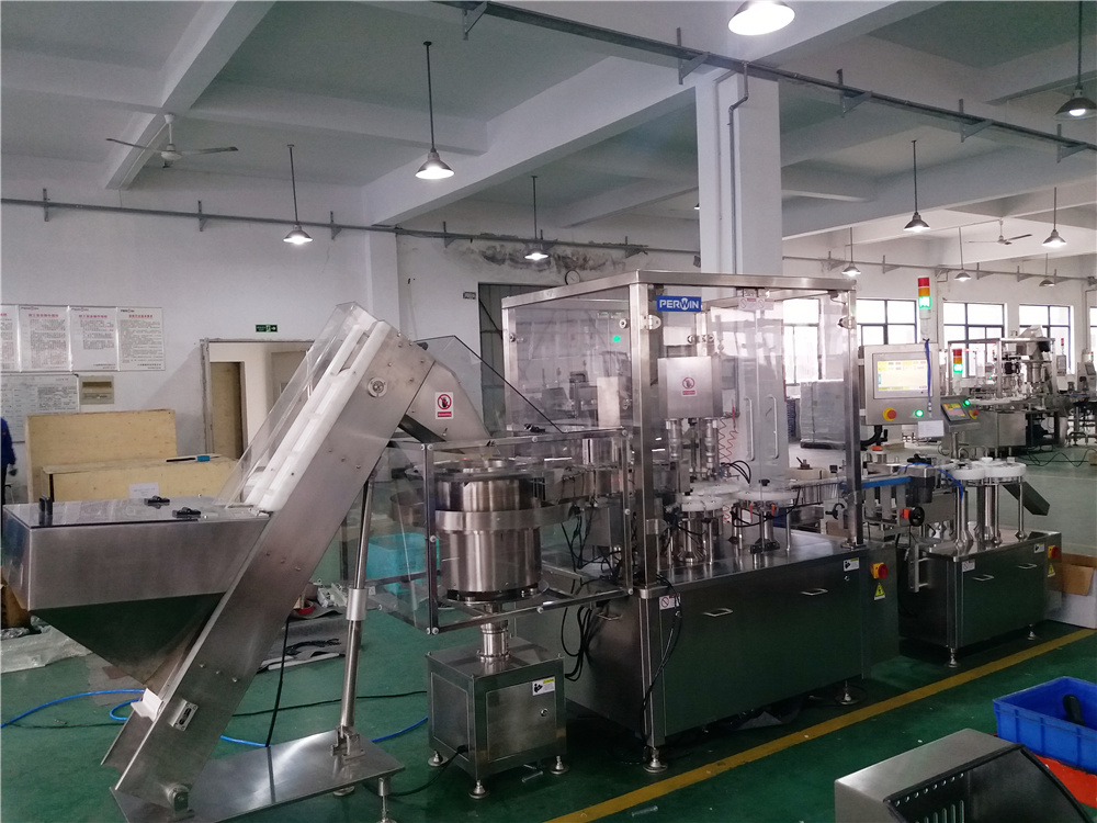 GMP 80pcs/Min Plastic Aseptic Vial Syringe Filling Equipment