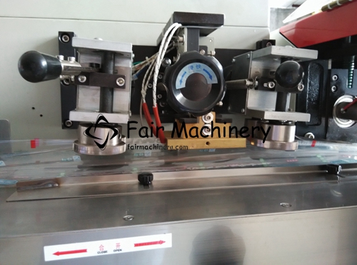 3.4Kw 50Hz Snack Packing Machine , 150BPM Horizontal Flow Wrap Packing Machine