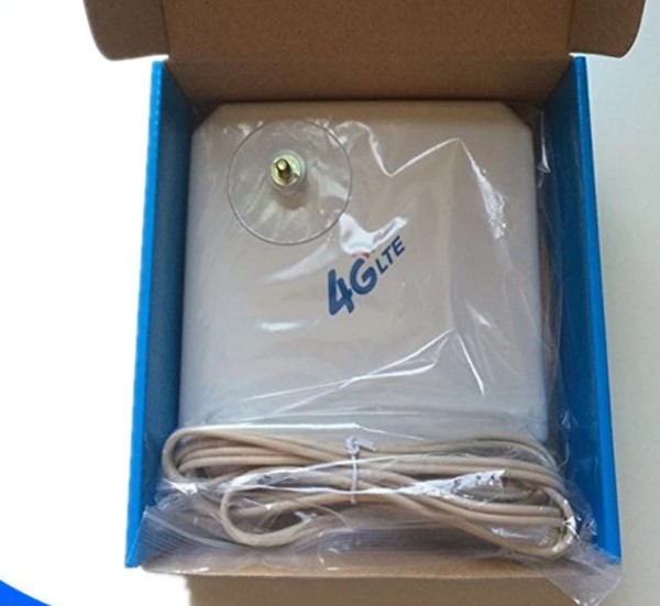35dBi 3G 4G LTE TS9 SMA-Male Antenna for 600mhz-2700mhz Frequency Range V.S.W.R≤1.5