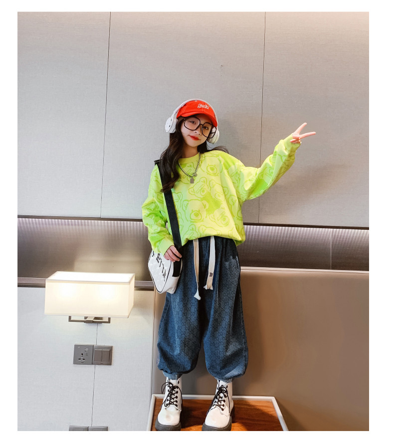 Fluorescent Green Bear Print Fashion Childrens Clothes Girls Cartoon Two Piece Set Korean Edition