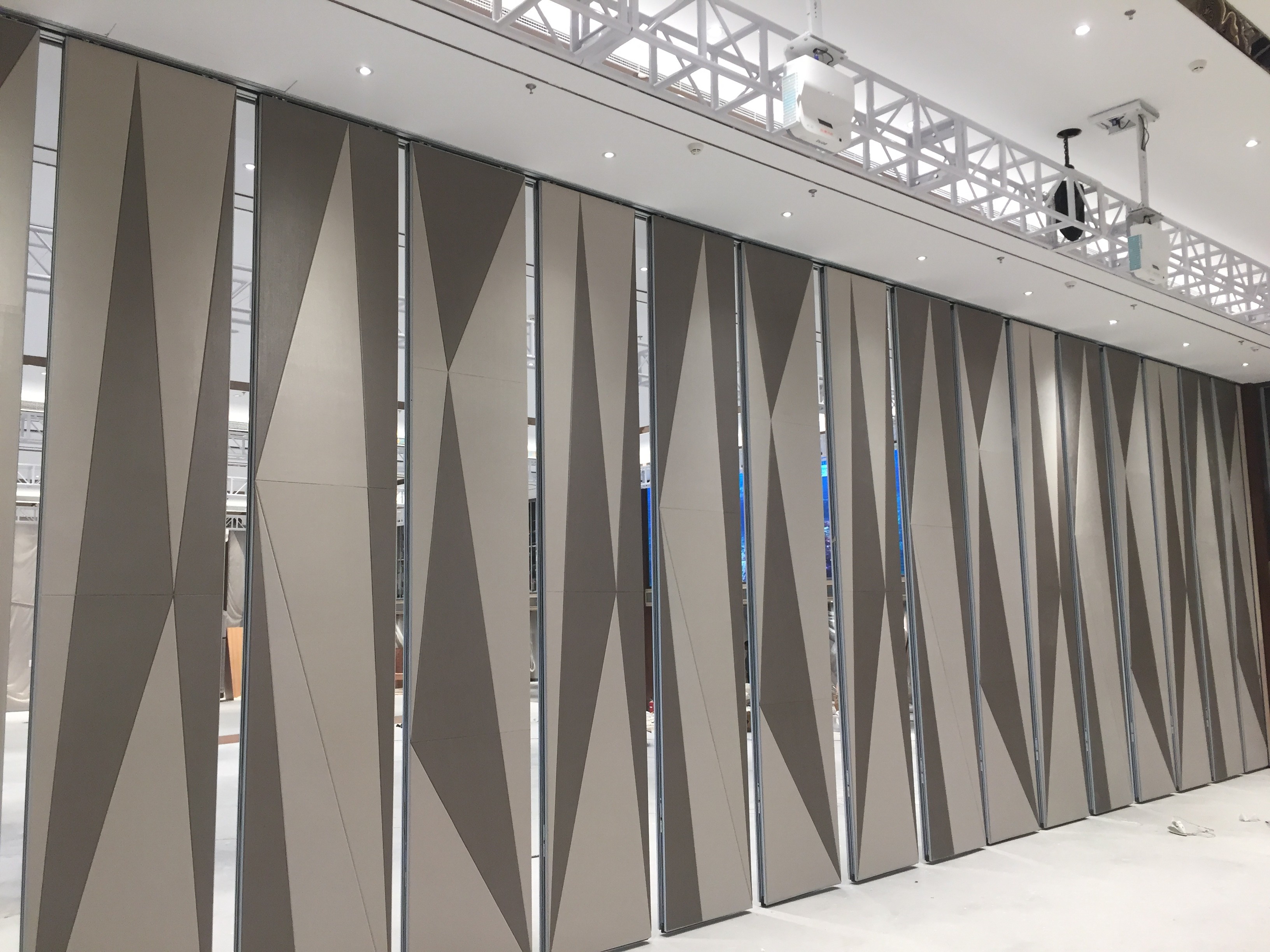 Extraordinary Height movable partition wall details for Ballroom Cathedral with different styles