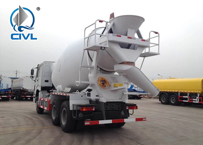 Pto Cement Mixer Truck Concrete Mixing Equipment With Safety Belts For Driver