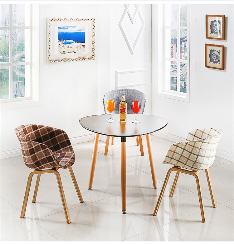 Coloured Plastic Dining Chairs , Commercial Plastic Rolling Chair