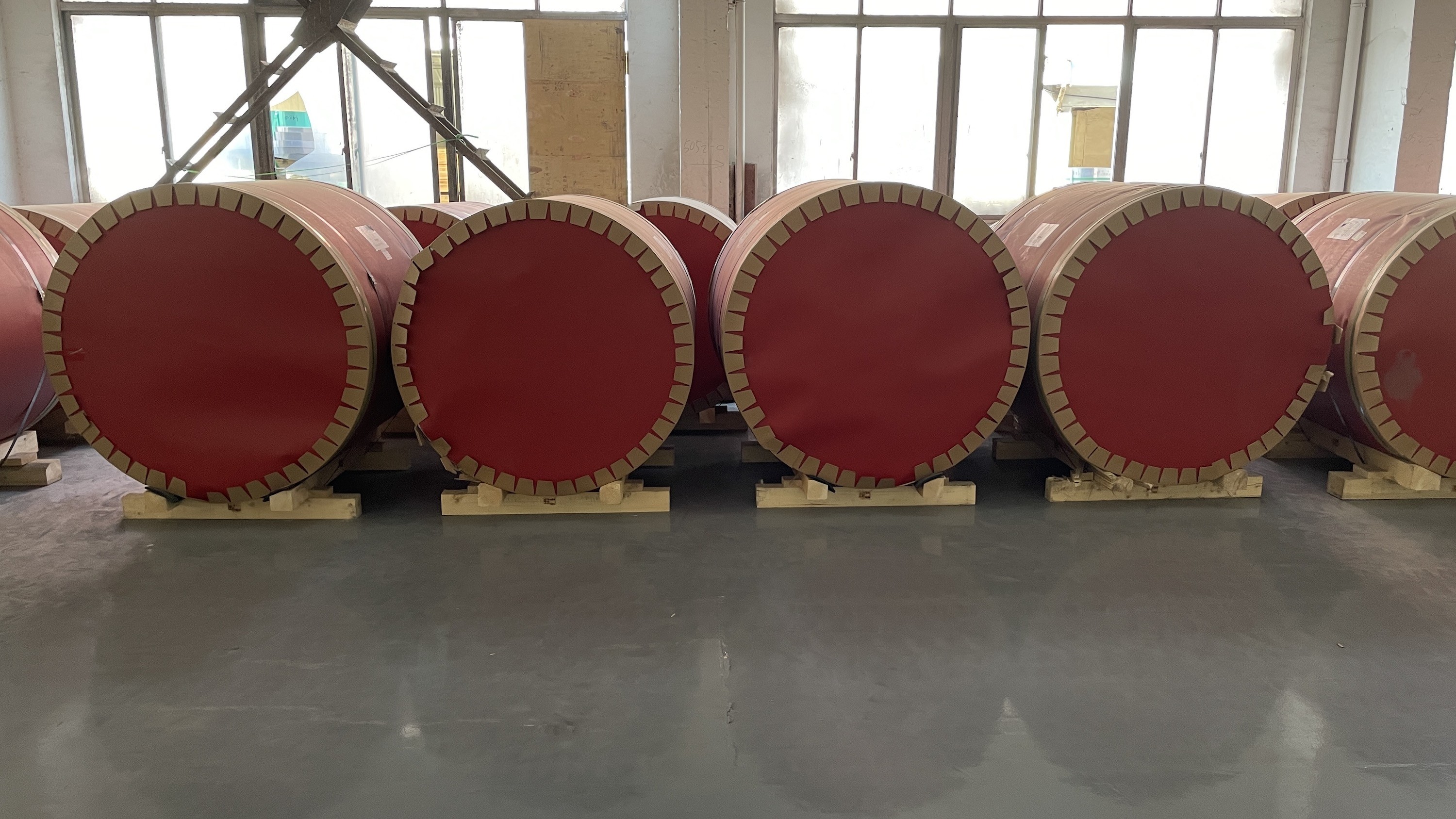 PVDF Metal Roofing Coil 1250mm Coated Aluminum Coil Color Roll 1050 1060