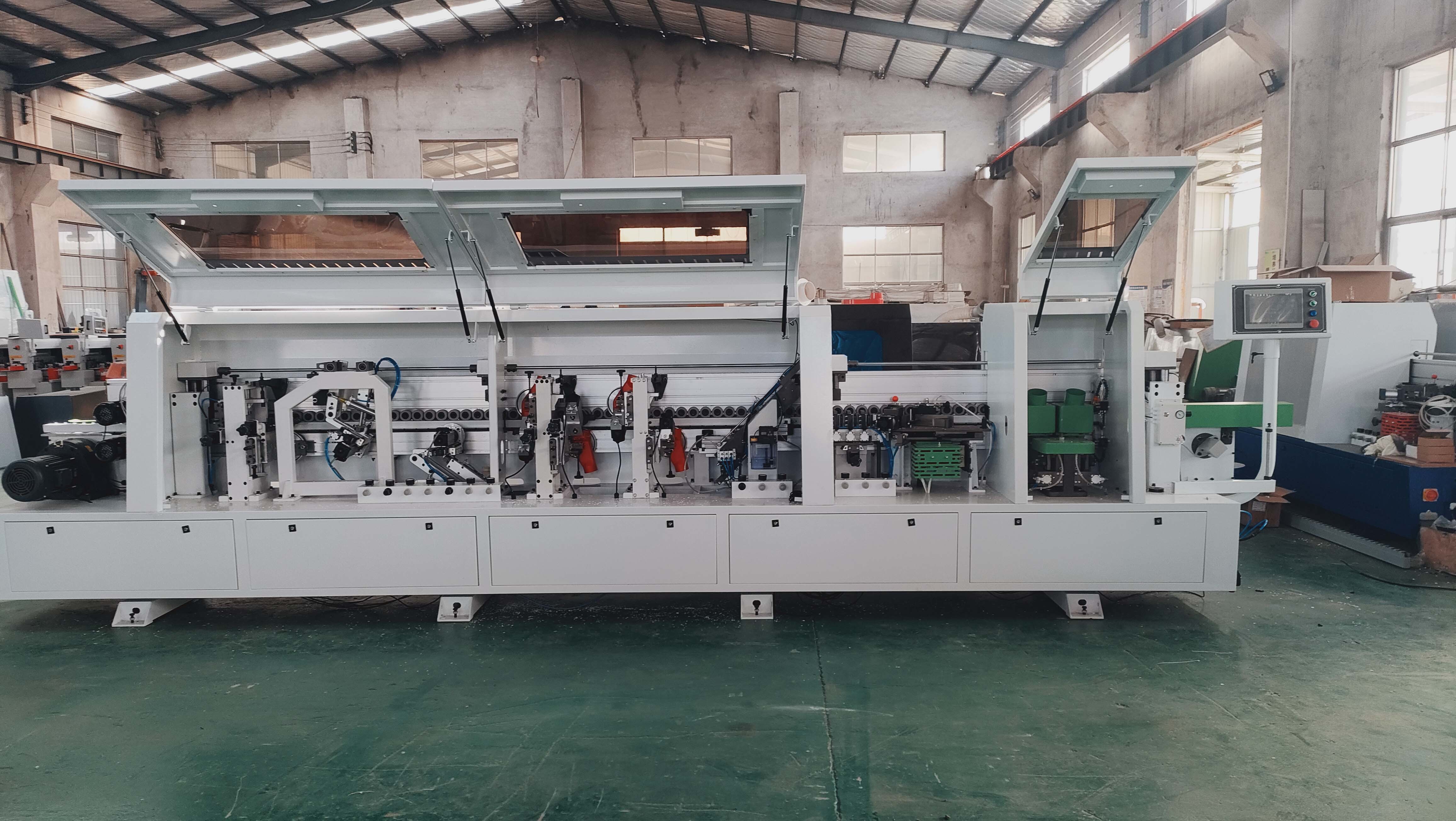 KDT structure Wood Edge Banding Machine with Pre-milling function KC4108