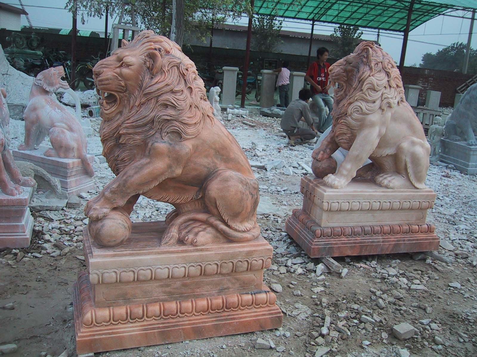 Marble Customized Sitting Lion Statues With Paw On Ball Stone Carving Sculpture