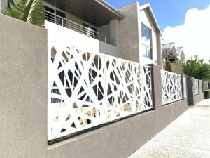 Quality Living Room Panel Divider Aluminium Partition Divider Screen Foldable wholesale