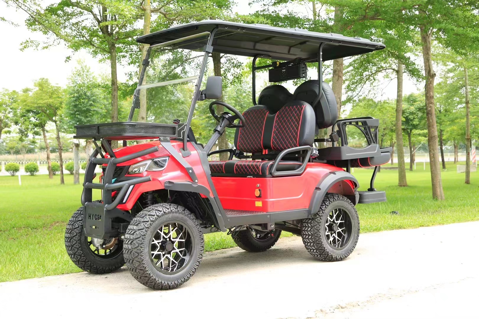 4 Seats Off-road Hunter Cart Electric Golf Carts with Lifted Design and Driving Mileage of 70-90km