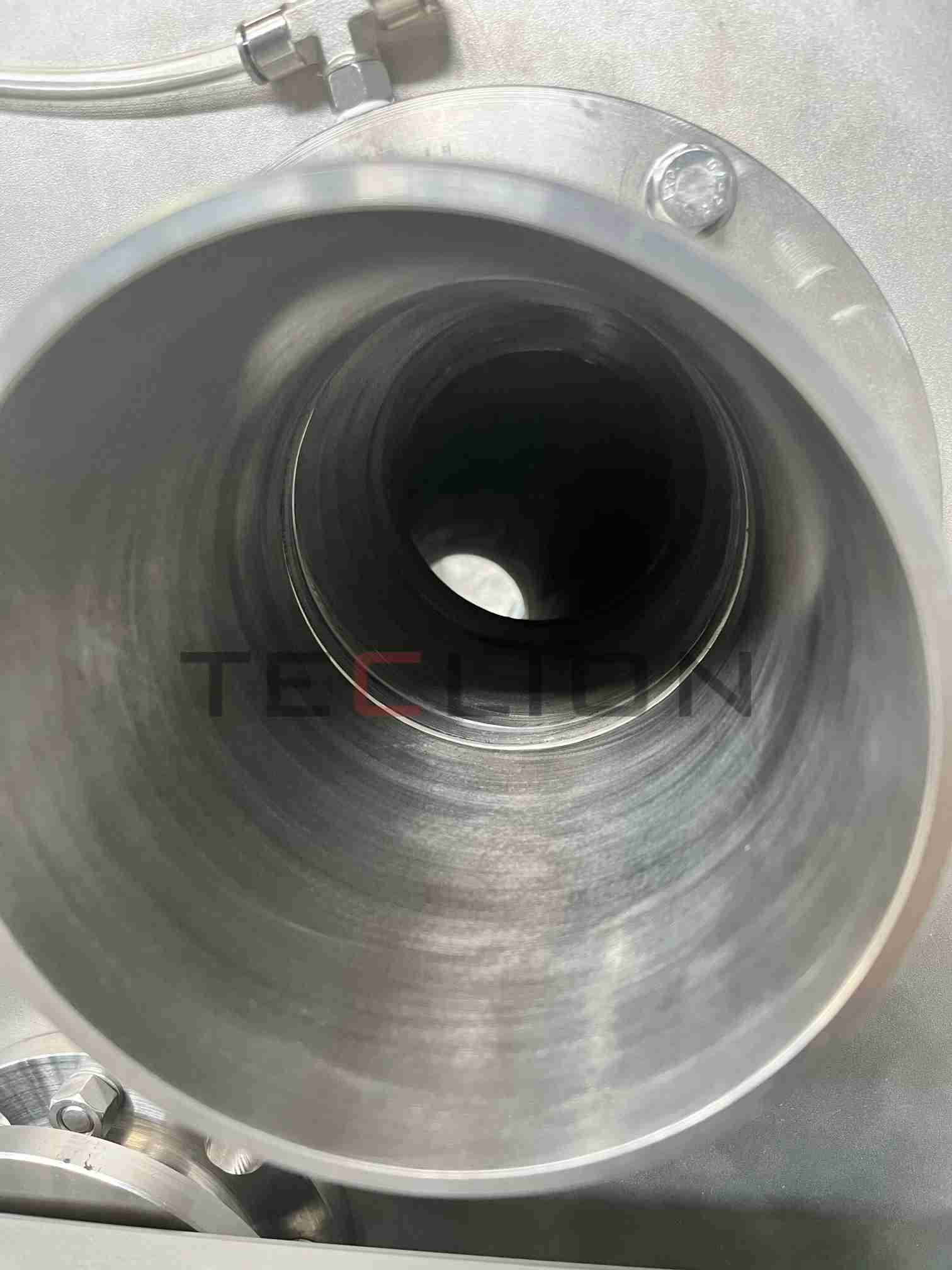 Multi way Diverter Valve with one inlet and two outlets without driver