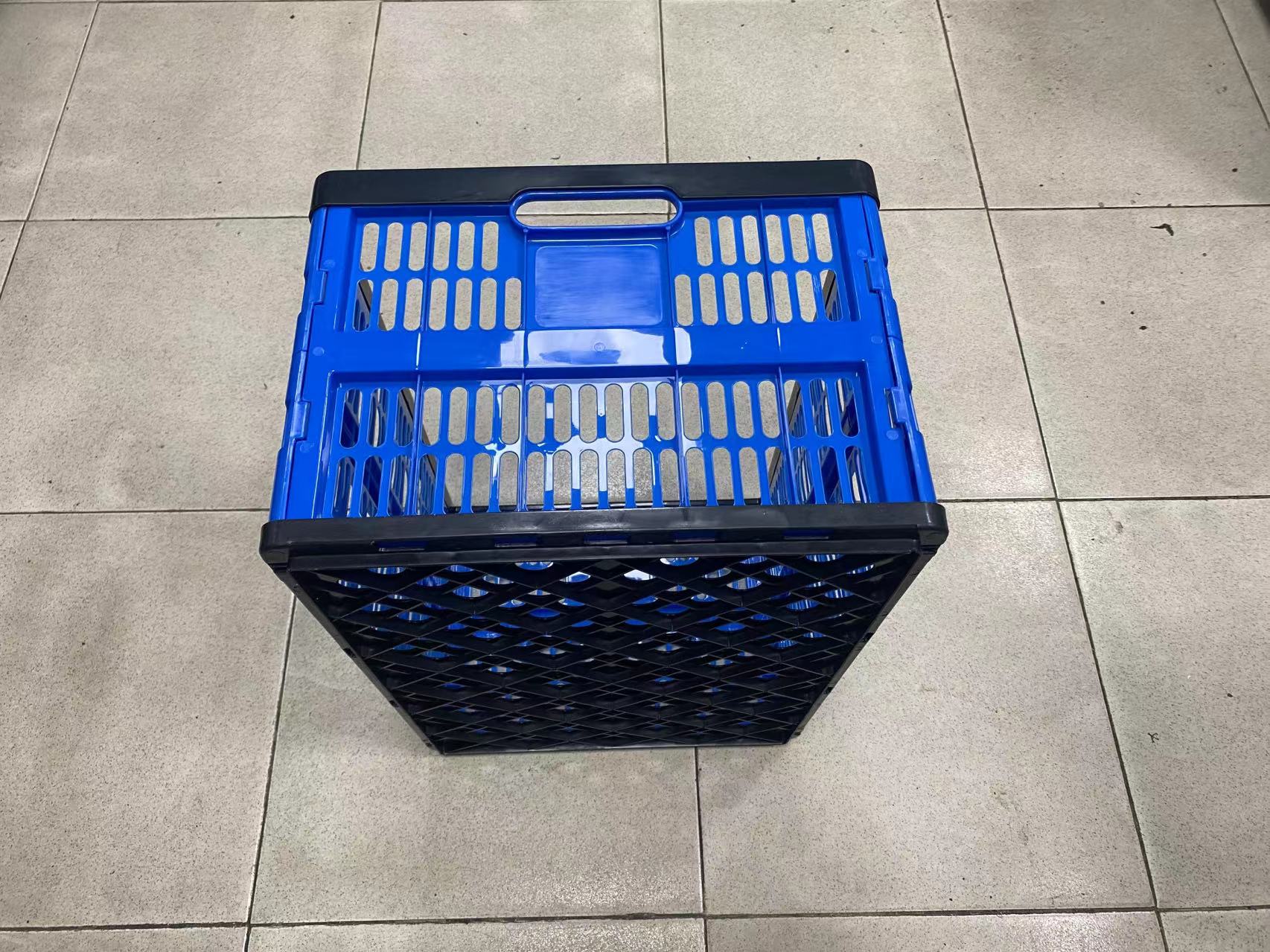 Foldable Mesh Plastic Crate PE/PP Material for Storing Fruits and Vegetables 500x350x255mm