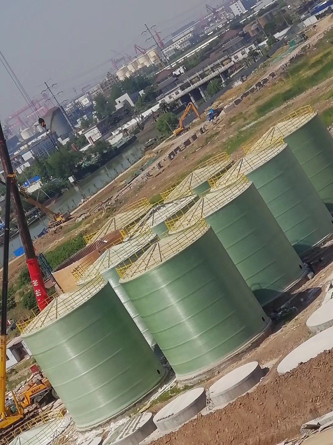Outside Industrial Frp Septic Holding Tank Cylindric Sewage Treatment