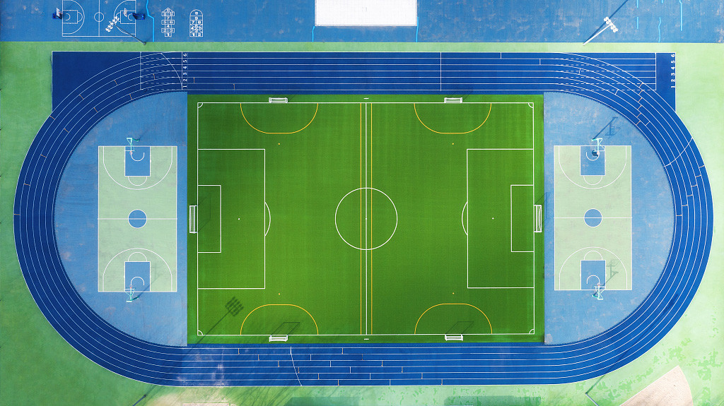 Blue 13mm Eco Sports Flooring Secondary School Rubber Running Track And Field