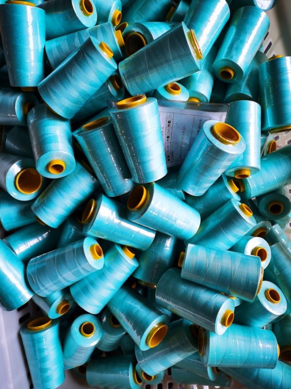 100 Spun Polyester Sewing Thread 40s/2 5000y Grade 4 Washing Color Fastness