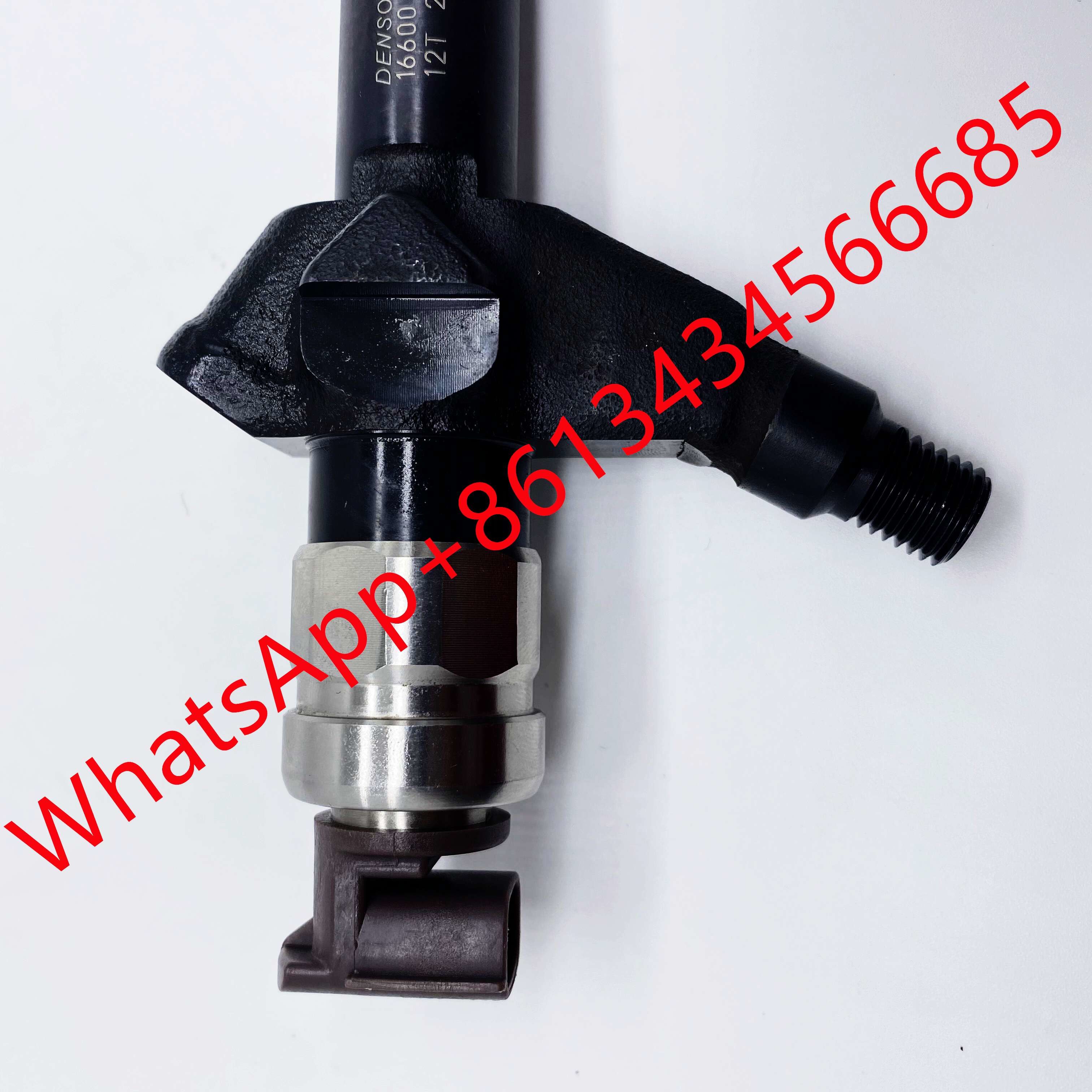 INJECTOR NOZZLE FOR NAVARA D40 D22 D21 YD25 16600-VM00D 16600-EC00A 16600-EB300