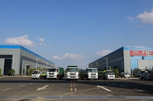 XCMG brand 37m Boom-type concrete pump truck Concrete Boom Cement Pump Truck 37.4M Reach Height