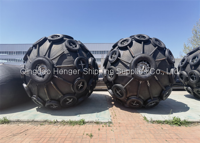 High Performance Pneumatic Rubber Fender ISO17357 Certificated Yokohama Type