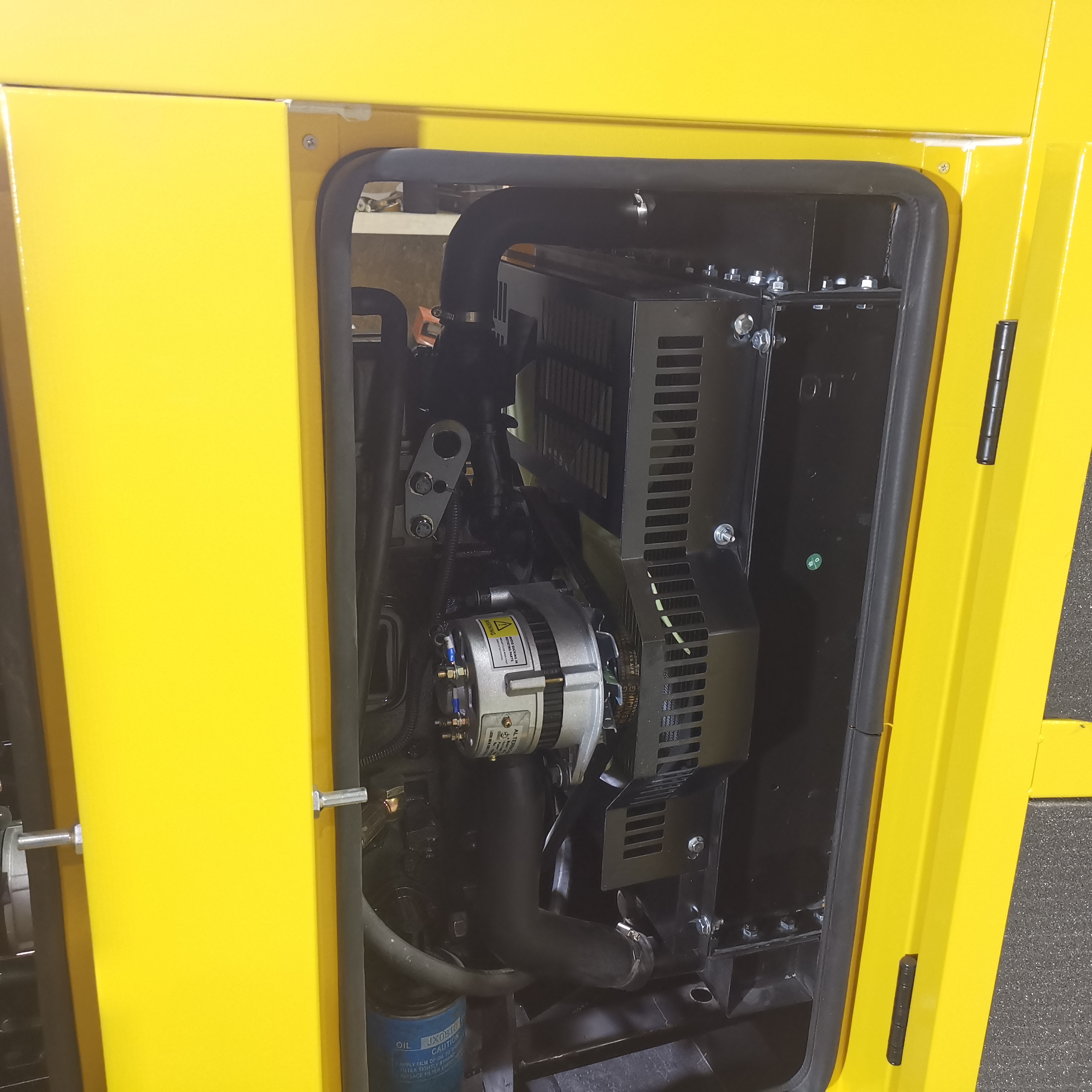 50kw 65KVA 230V/400V SUPER SILENT TYPE DIESEL GENERATOR SET Ideal for Country Markets