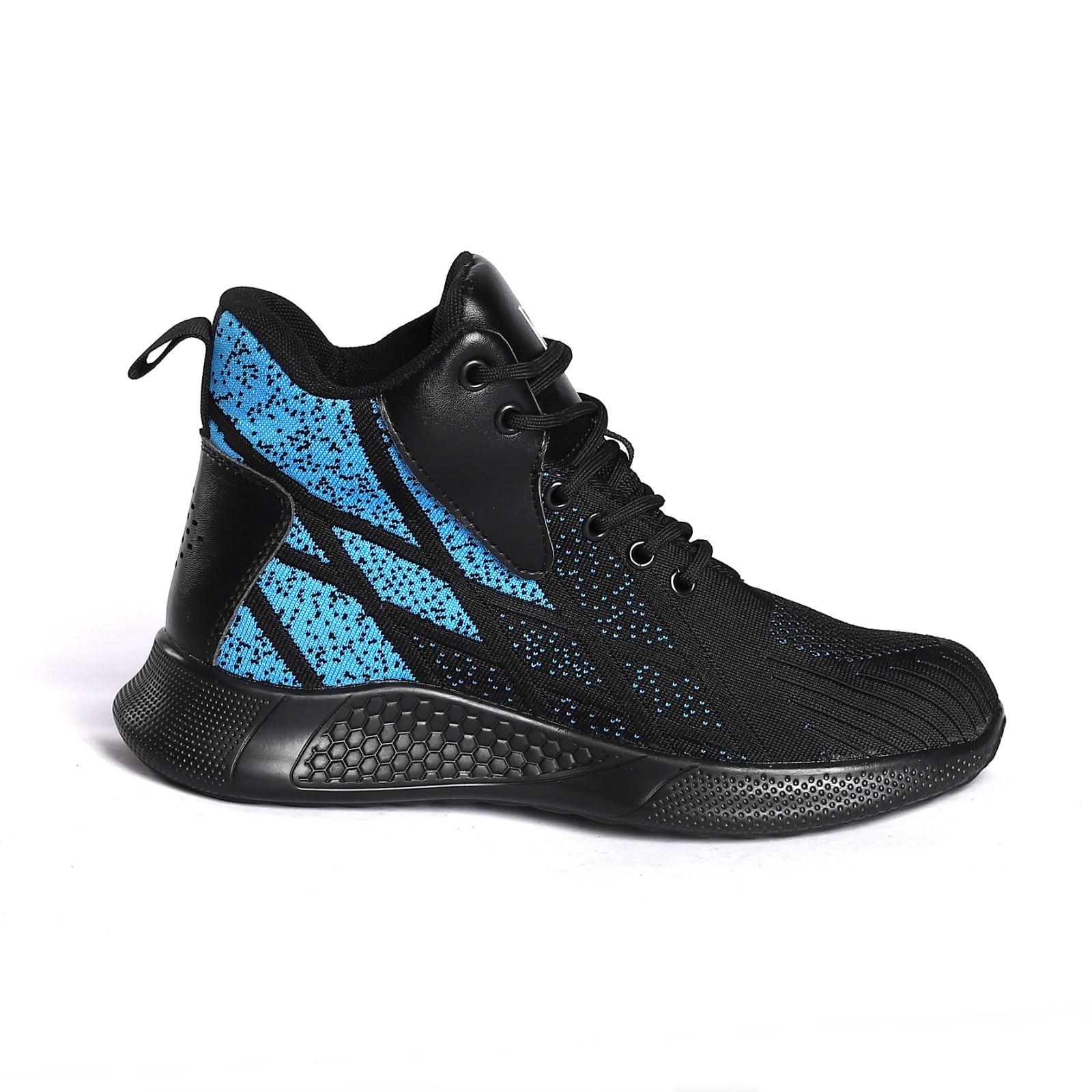 Durable Waterproof Safety Boots with Steel Toe and Lace-Up Closure Fly knit Fabric Work Shoes