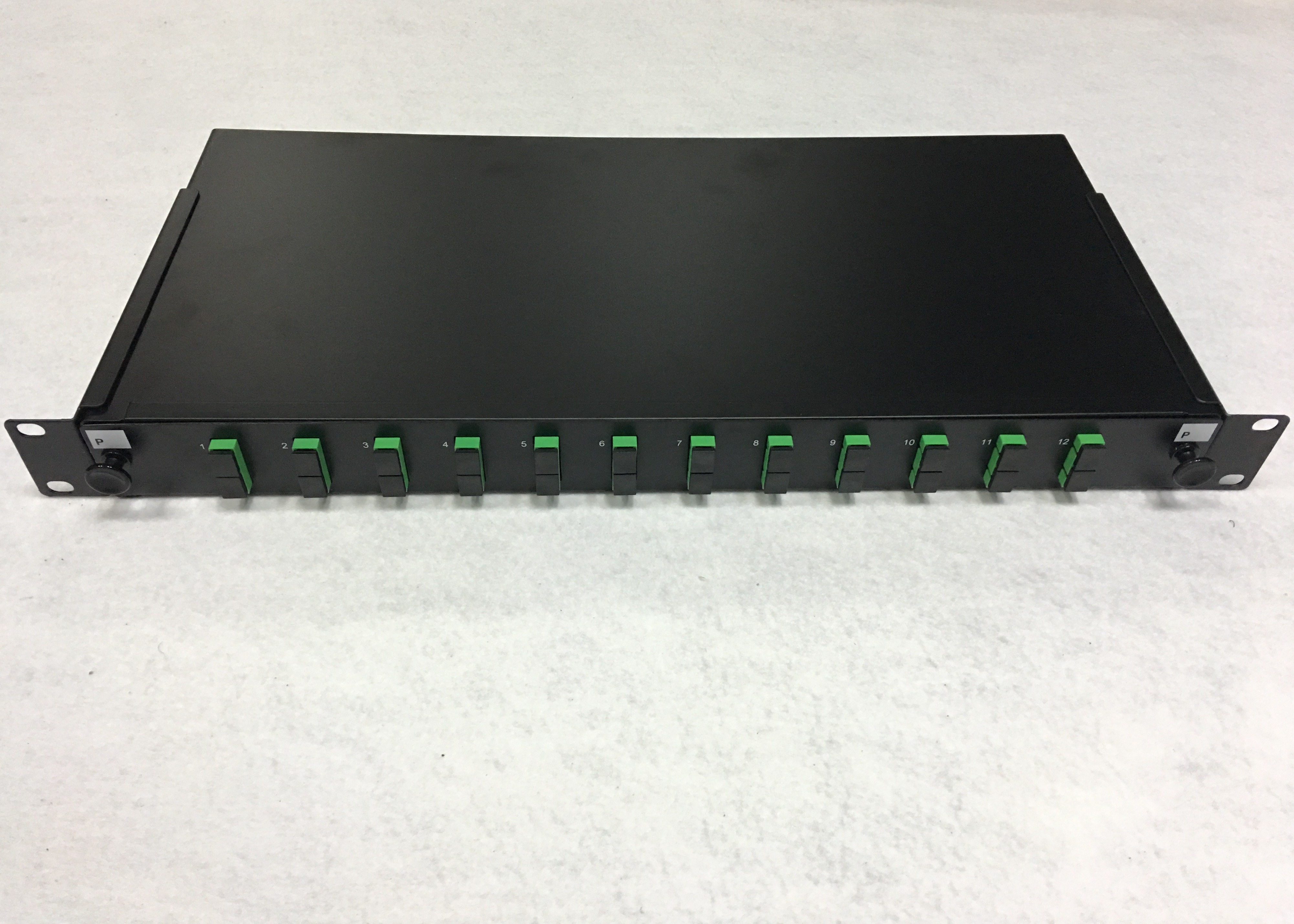 Rack Mountable IP20 12 SC Fiber Optic Patch Panel12 Port 1U 19"