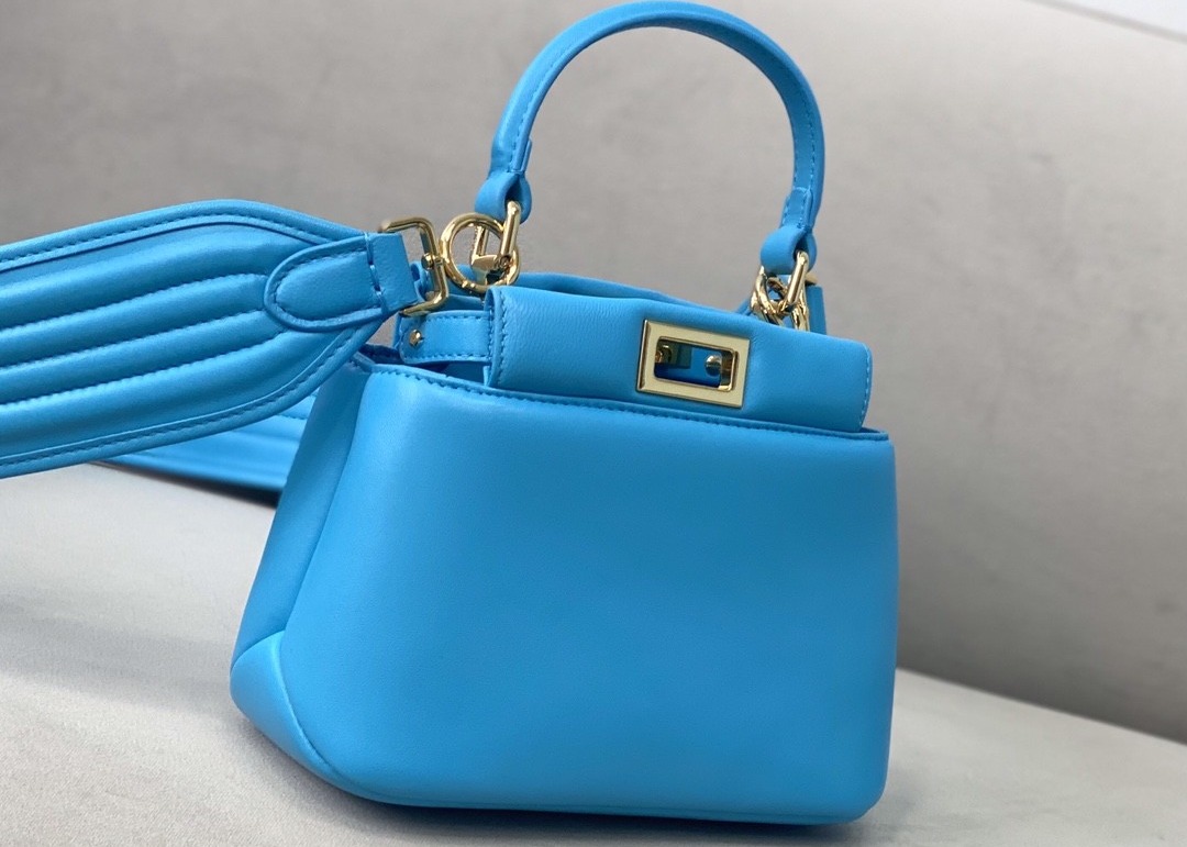 Peekaboo Iconic Xs Handbag Soft Sheepskin Womens Luxury Handbag Wide Shoulder Straps Cross-Body Bag