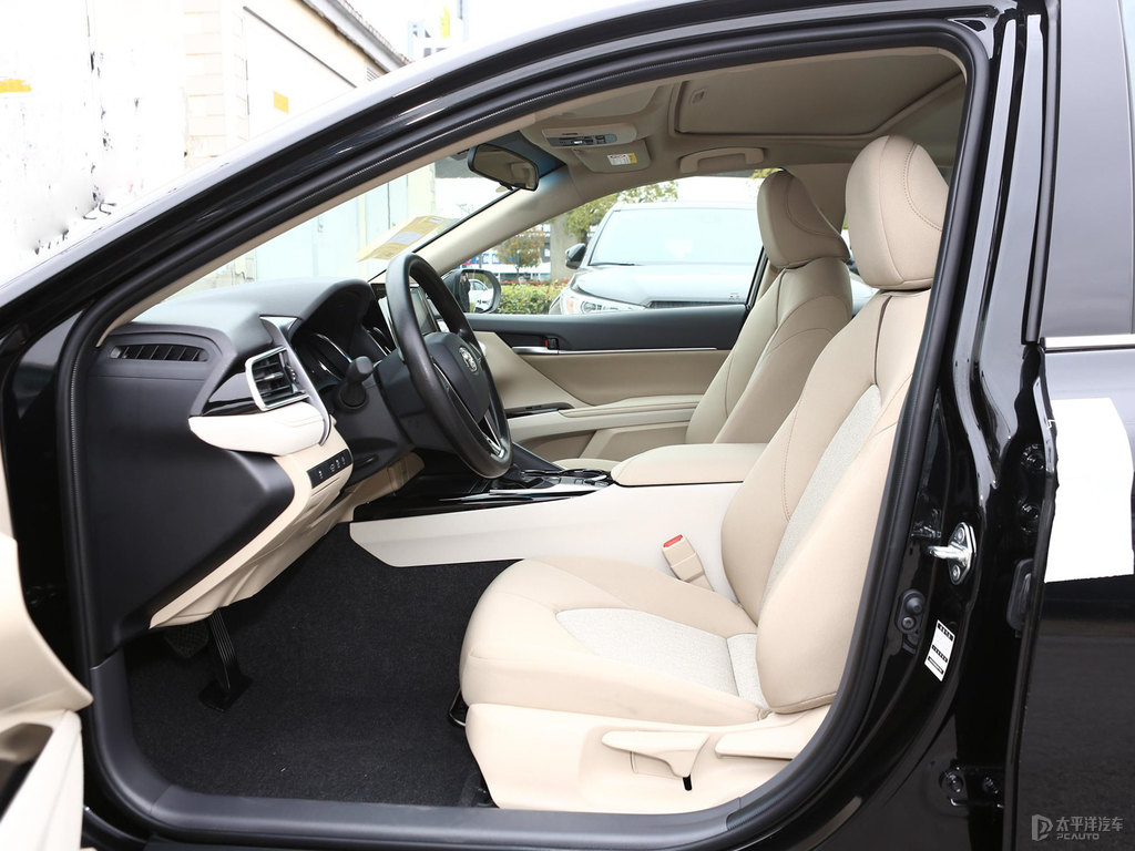 2023 Sport 5 Seats 2.0L Ca-mry To-yota Petrol Cars Electric Driver's Seat Adjustment and 10 Speed Automatic Transmission
