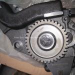 FAW Truck Spare Parts Weichai Wd618 Oil Pump 612600070299 with Automatic