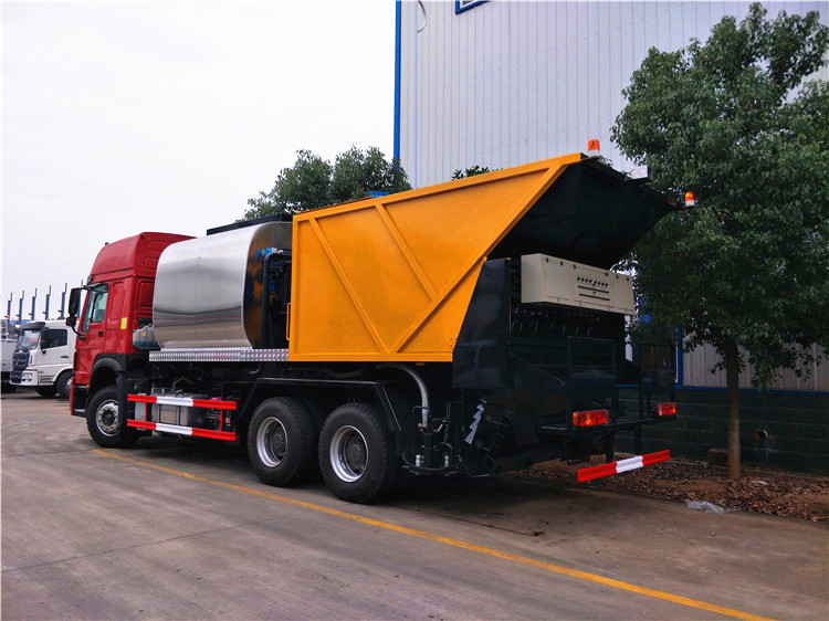 6x4 8m3 Asphalt Distribution Truck Sprayer Truck Rhd Drive 340hp