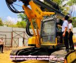 Rotary Crawler Pile Drilling Rig LR130 30M Special Purpose Truck