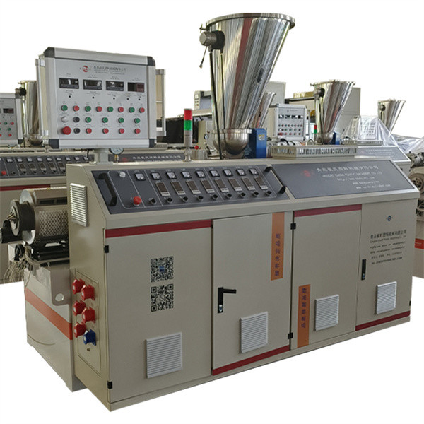 Drainage Electric Conduit Pipe Machine , High Speed HDPE Pipe Extrusion Line