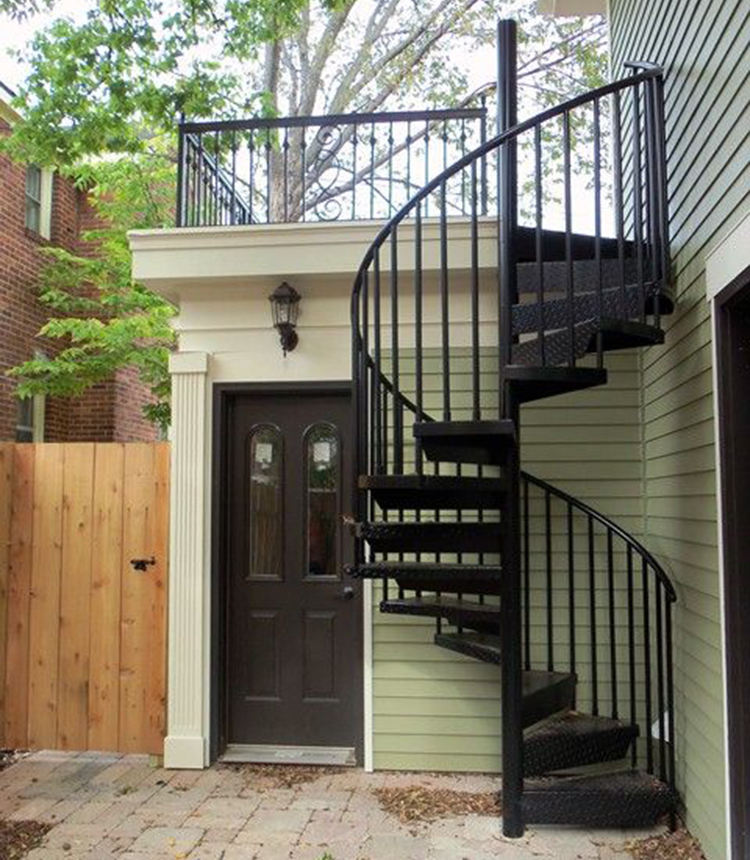 Used Metal External Outdoor Spiral Staircases Solid Wood / Laminated Tempered Glass