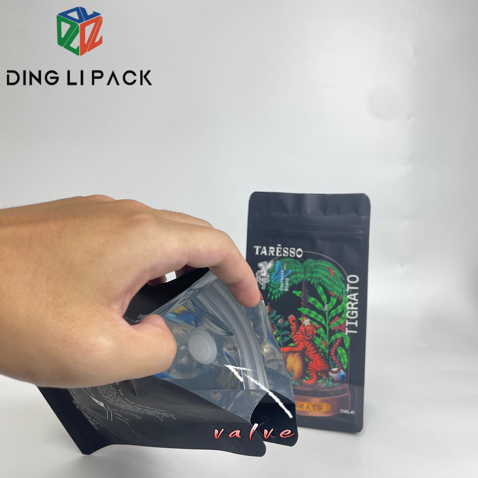 Low Moq Coffee Stand Up Pouch Matte Black Pouch Flat Bottom Aluminum Foil Type