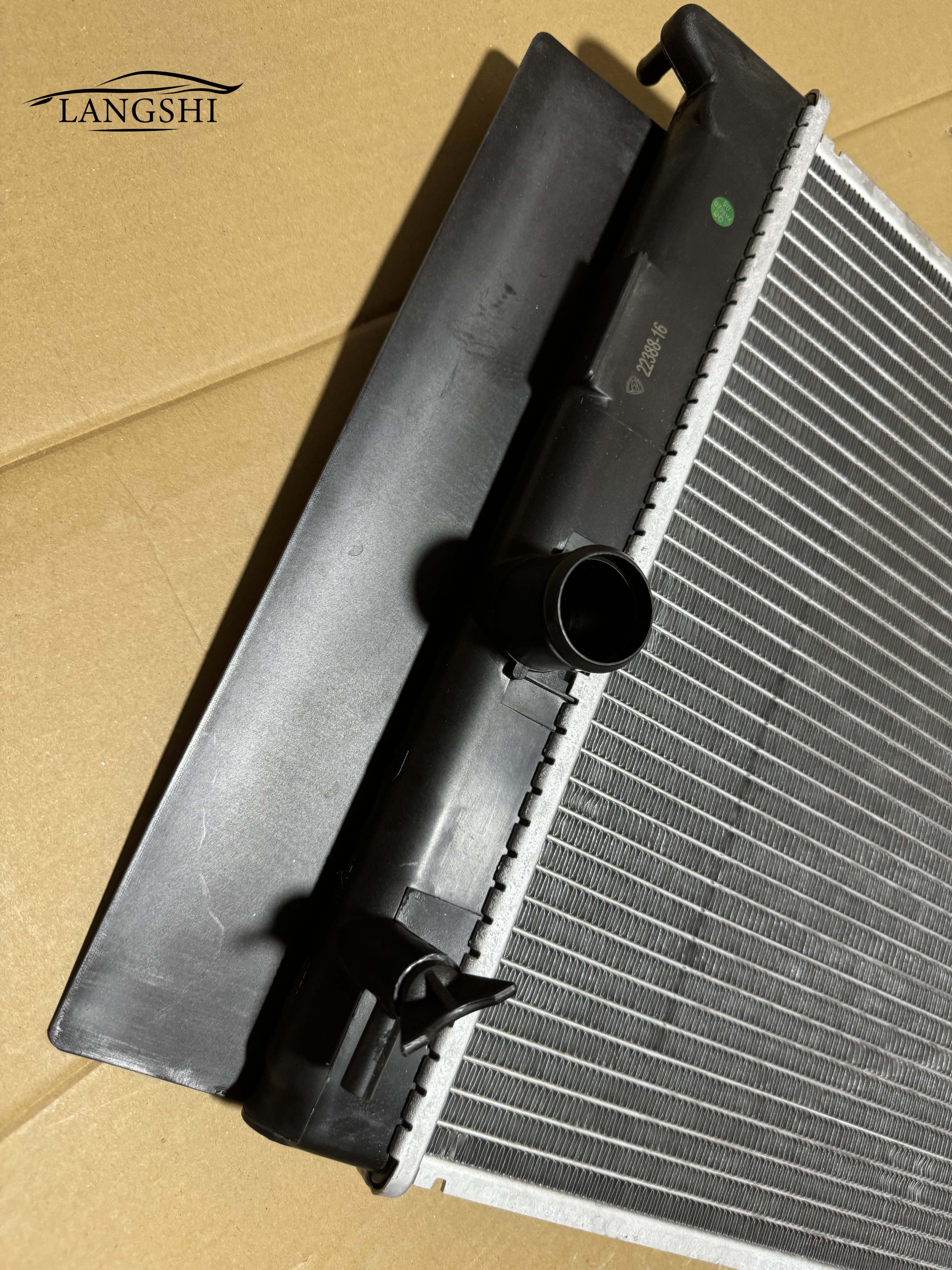 TOYOTA COROLLA 1.6 1.8 MT 16400-0T010 Car Cooling System Aluminum Radiator Water Tank
