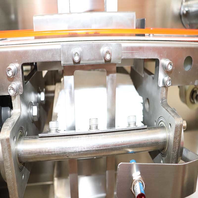 0.6Mpa 2.2KW Wet Wipe Packing Machine With Stainless Steel Frame