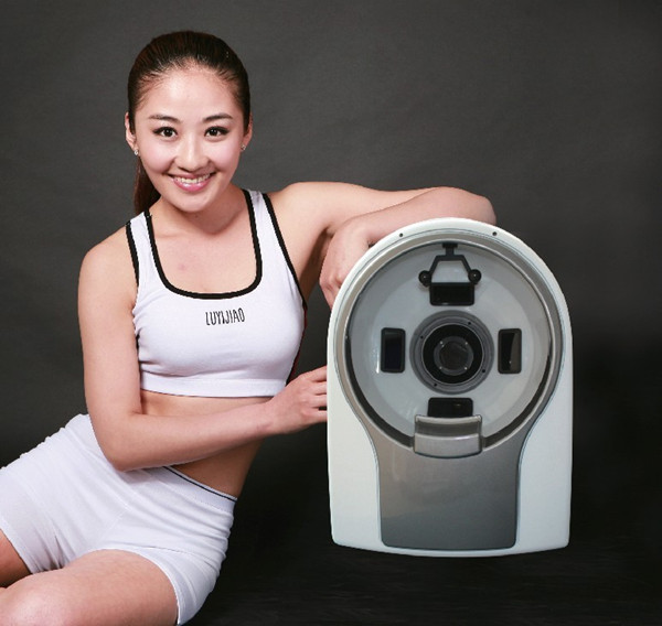 2019 Popular Cosmetic Spa High quality 3d touch screen facial skin analyzer machine
