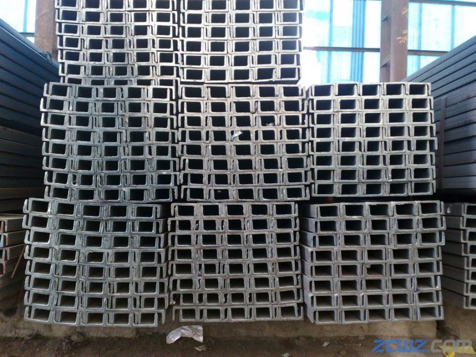 Hot Dip Zinc Coated Galvanized Steel Guardrail Spacer With ISO9001 2008 Certification