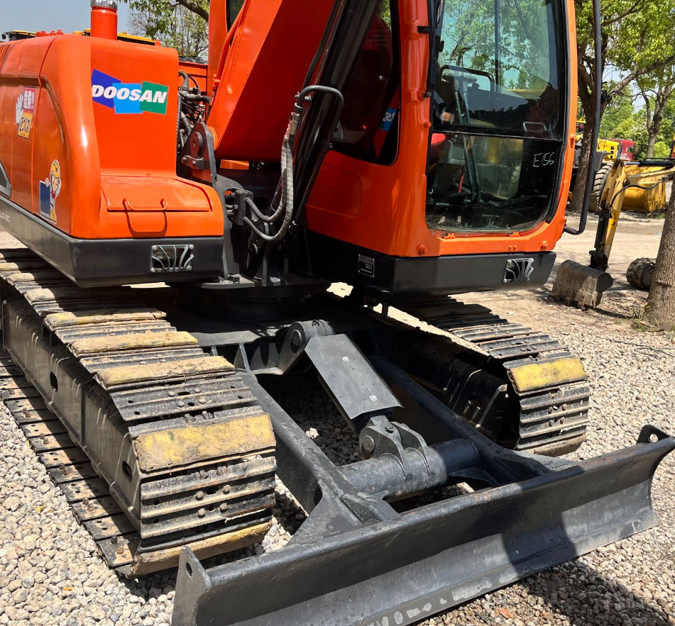 7420kg 7ton Used Doosan Mini Digger Dx75 2nd Hand Excavator